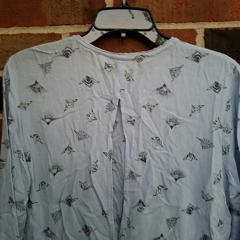 Hinge ruffle Print Long Sleeve Blouse - Picture 10 of 10
